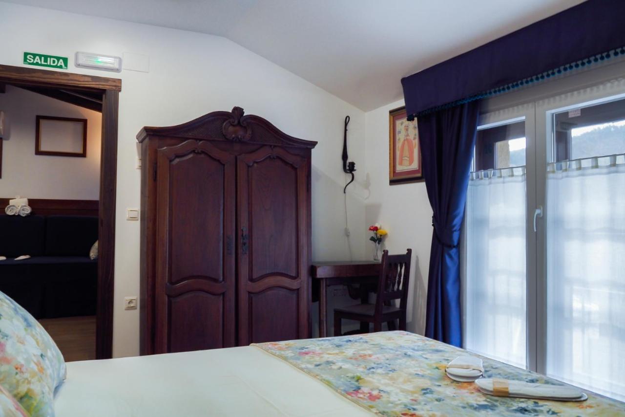 Posada Y Apartamentos Trebuesto De Guriezo Экстерьер фото