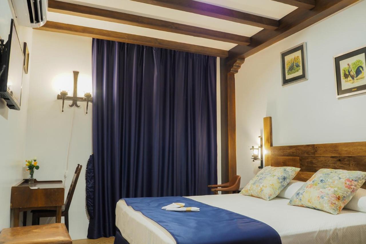 Posada Y Apartamentos Trebuesto De Guriezo Экстерьер фото