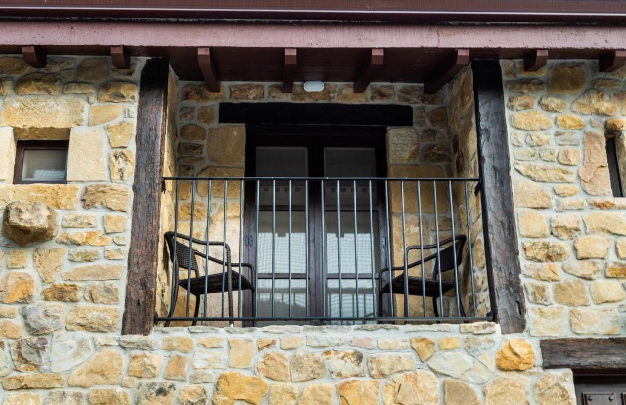 Posada Y Apartamentos Trebuesto De Guriezo Экстерьер фото