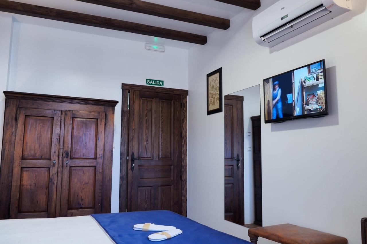 Posada Y Apartamentos Trebuesto De Guriezo Экстерьер фото