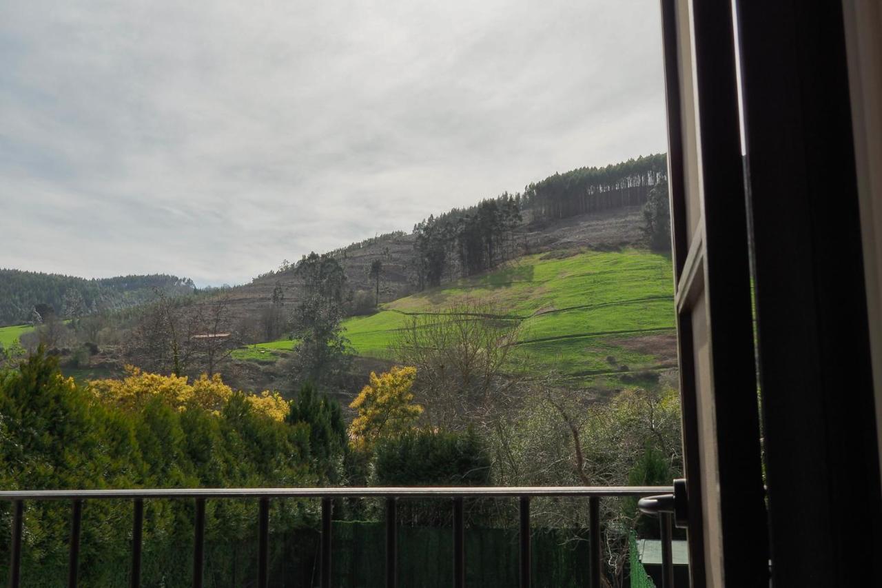 Posada Y Apartamentos Trebuesto De Guriezo Экстерьер фото