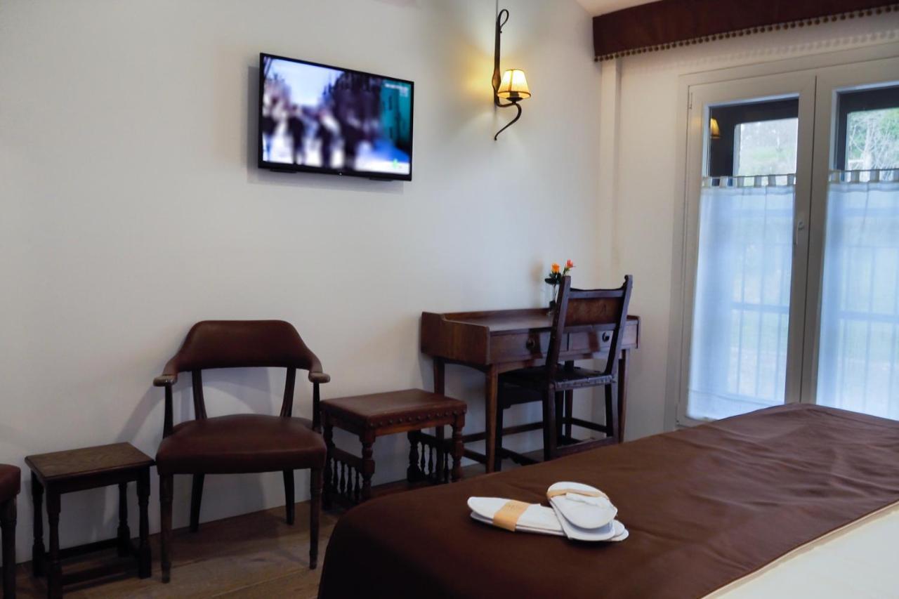 Posada Y Apartamentos Trebuesto De Guriezo Экстерьер фото
